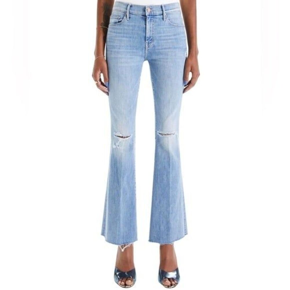 Mother Weekender Fray Jeans Flare Denim  in color Dreamer 32